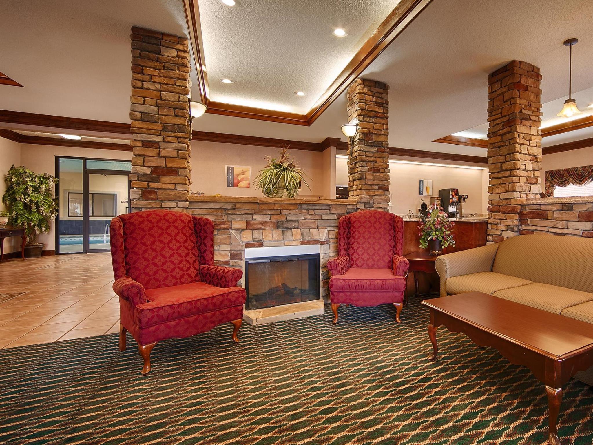 ביירון Best Western Inn & Suites מראה חיצוני תמונה